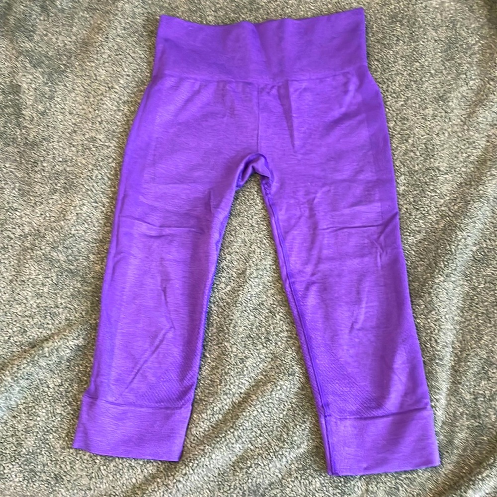 Lululemon leggings. Purple.Size 6